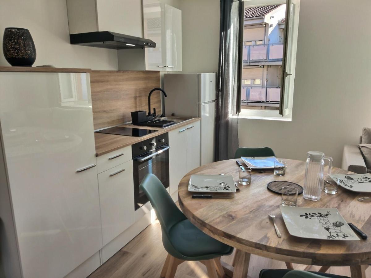 Le Grand Evali - Wifi - Centre Apartment Albi Luaran gambar